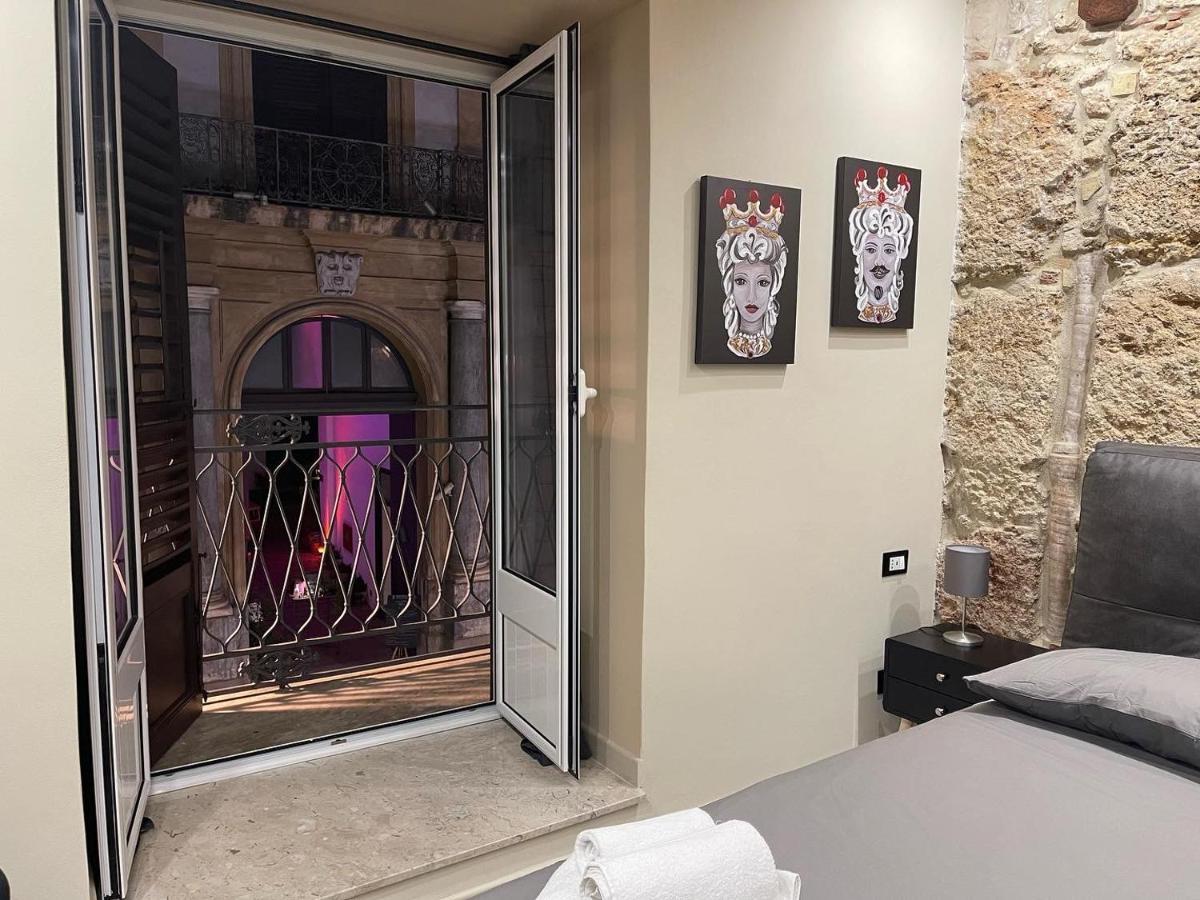 Tommy'S Rooms Palermo Exterior photo